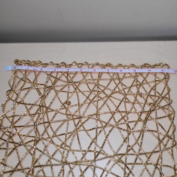 3 Woven Placemats Plastic String in metallic gold 17.5" L x 11.5" W - Picture 5 of 7